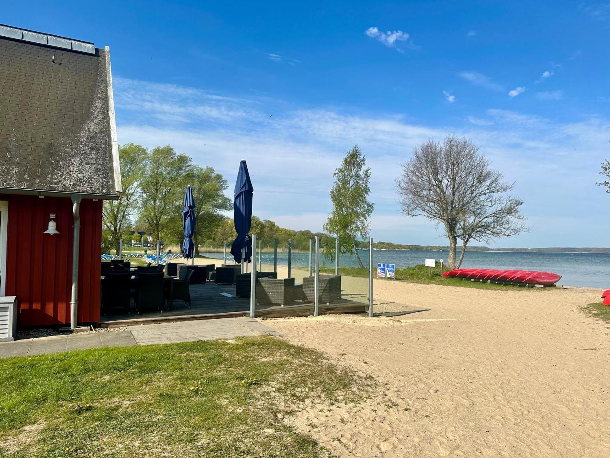 Kapitaens-Bungalow Am See Goehren-Lebbin Exterior photo